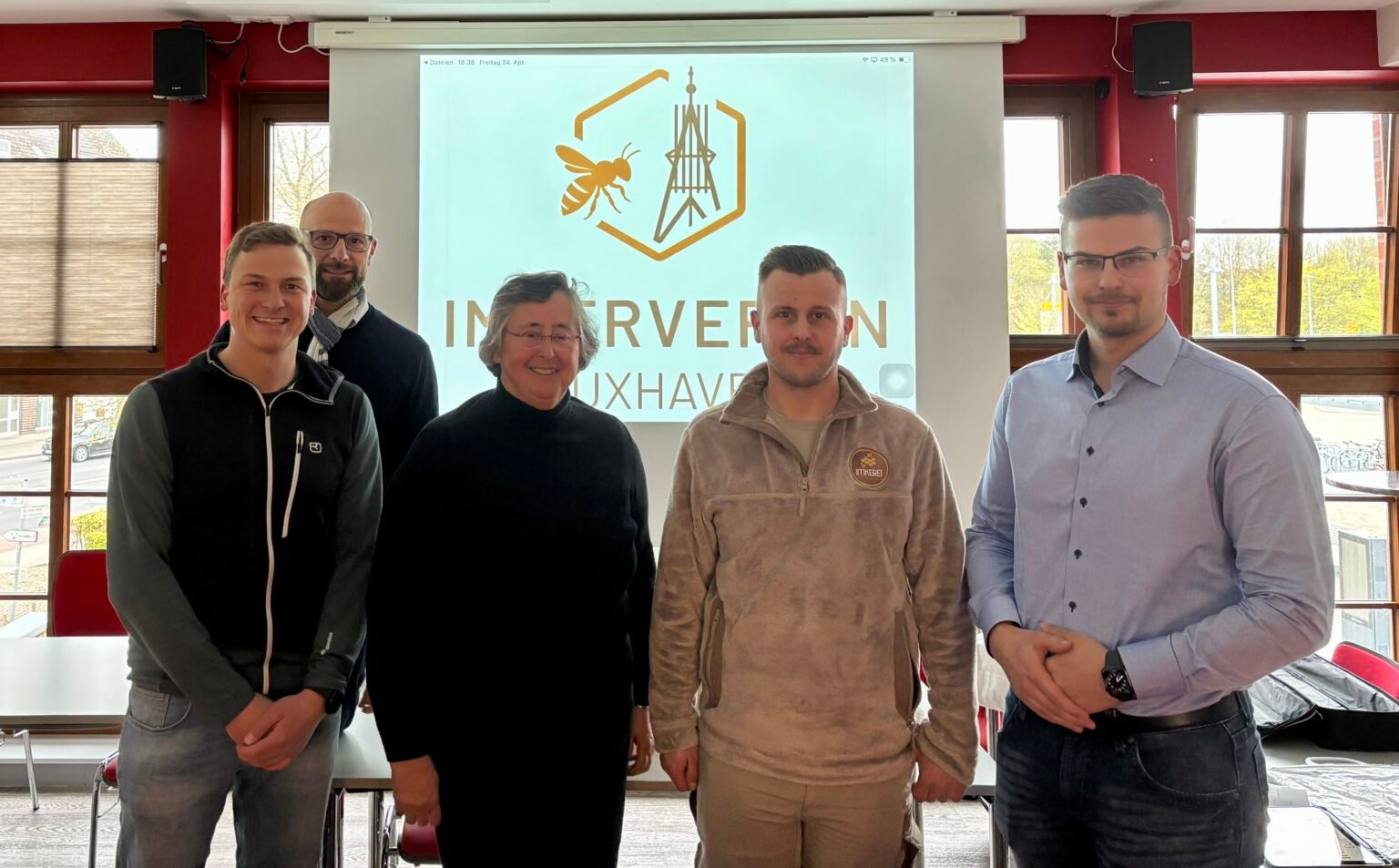 Mehr über den Artikel erfahren Imkerverein Cuxhaven wächst weiter und stellt Vorstandsarbeit breiter auf